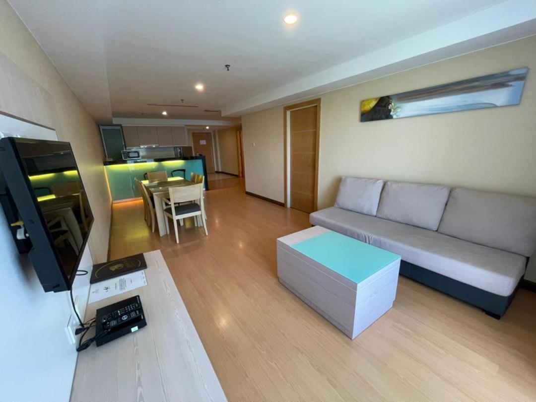 Jinhold Apartment Hotel Bintulu Exterior photo